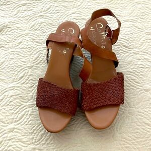 Brown platforms
